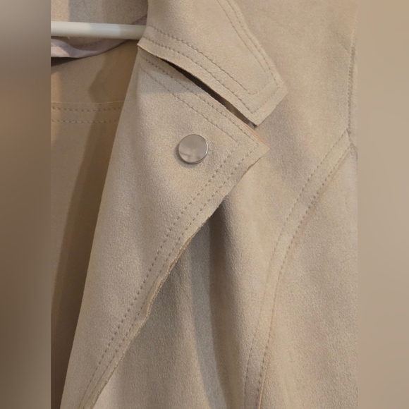 Philosophy Cream Faux Leather Suede Jacket Size Large NWT - Picture 5 of 12